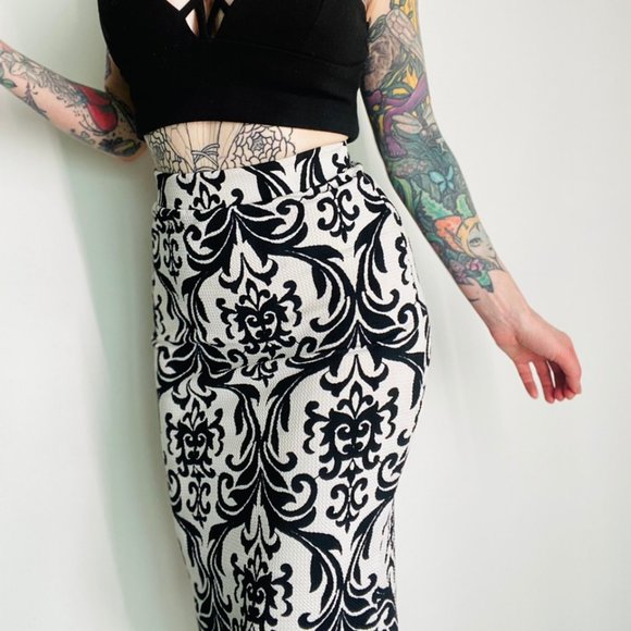 damask pencil skirt - Picture 1 of 3